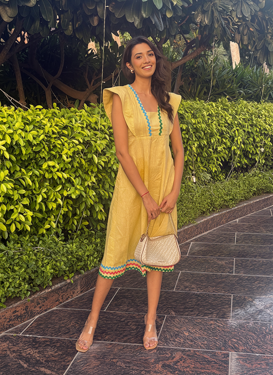 CANARY LINEN DRESS
