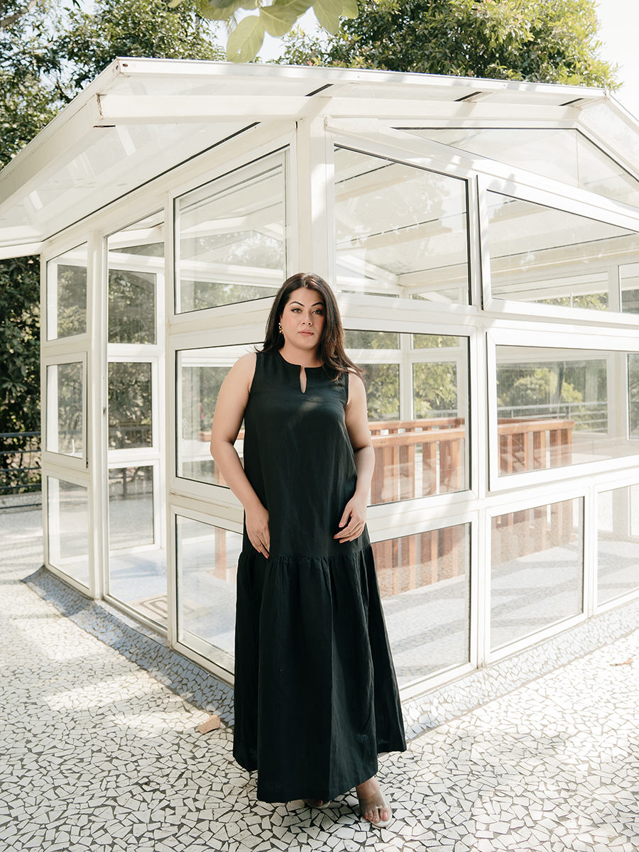 THE NOIR LINEN DRESS