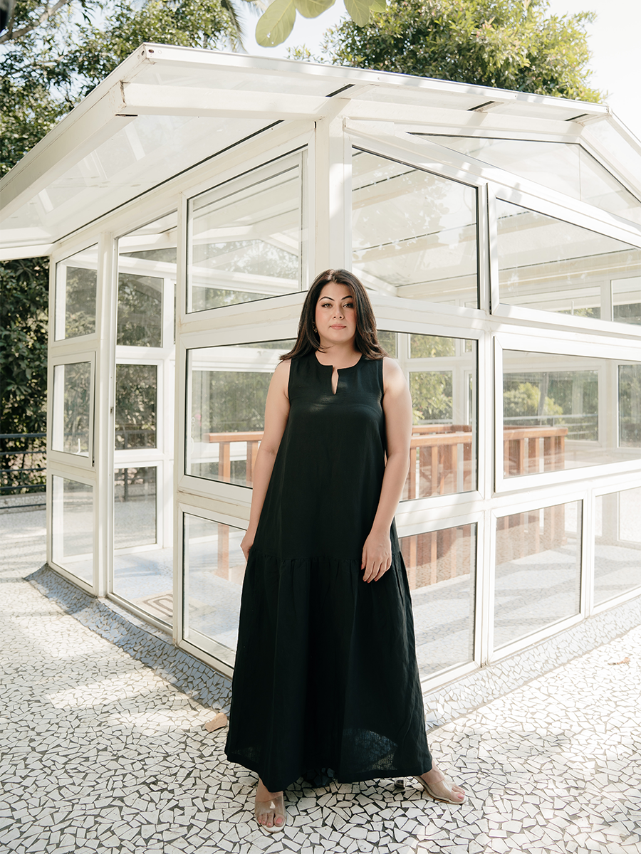 THE NOIR LINEN DRESS